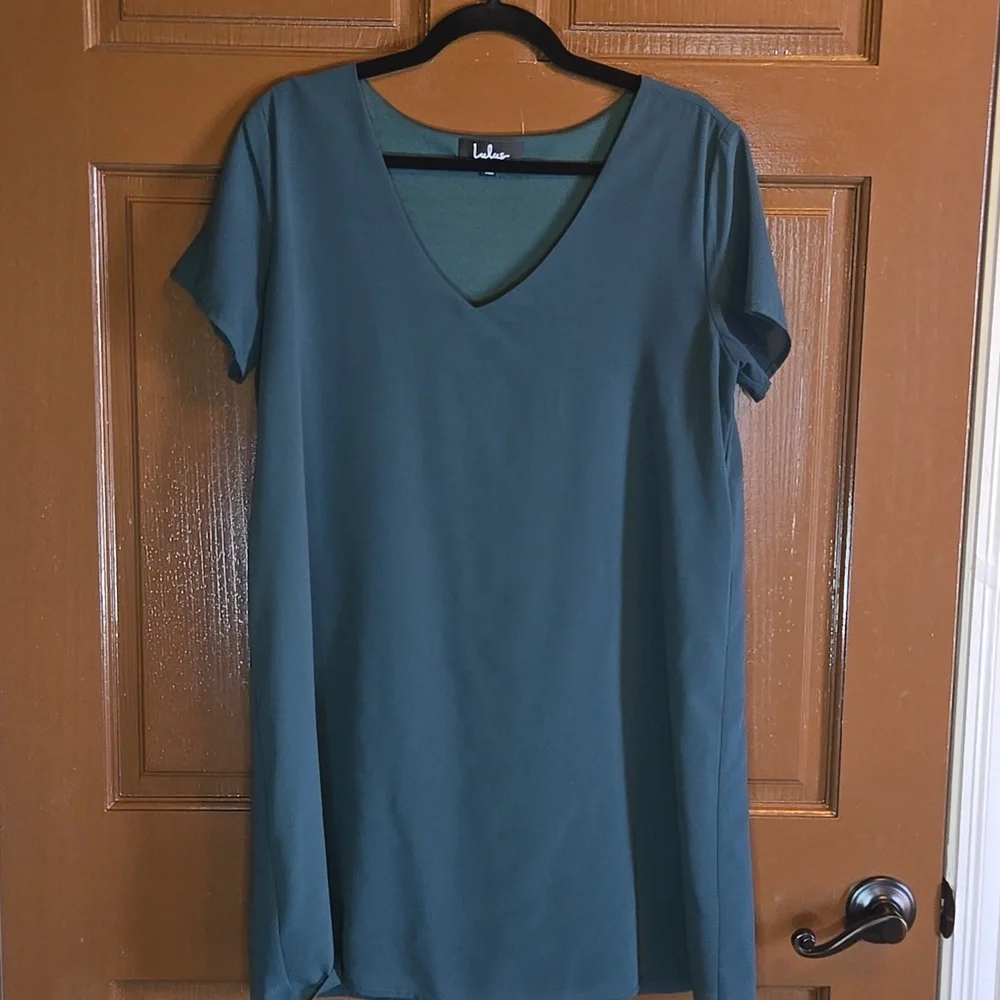 Lulus-Hunter green chiffon pullover V neck flowy dress Sz L.
